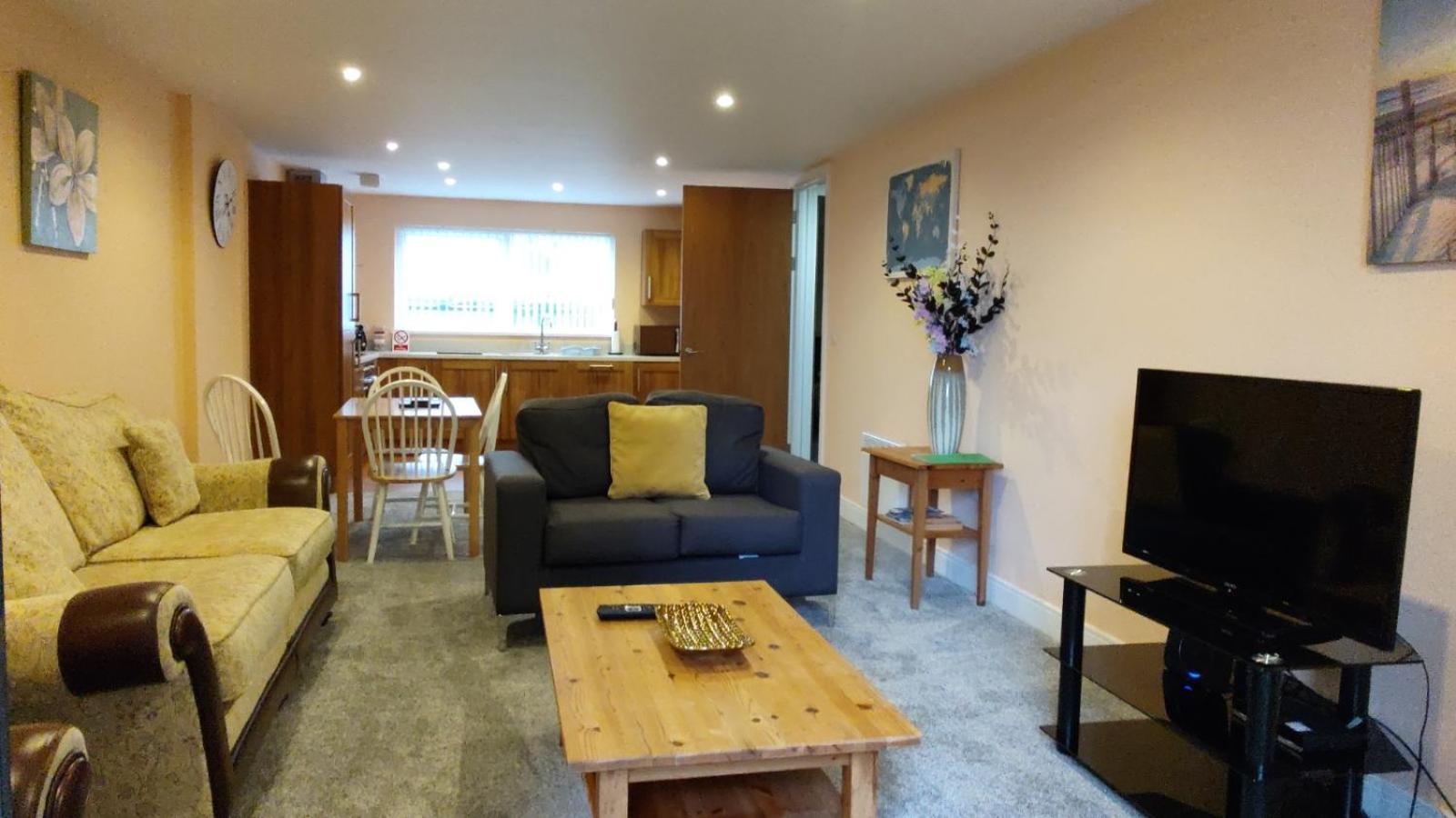 Meridian Bay Apartment Σουόνσι Εξωτερικό φωτογραφία